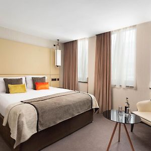 Deluxe Zimmer mit Kingsize-Bett
